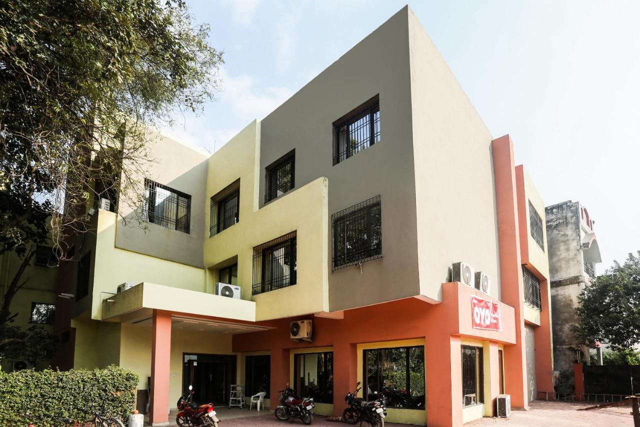 Oyo 63134 Hotel Red Queen Raigarh Exterior photo