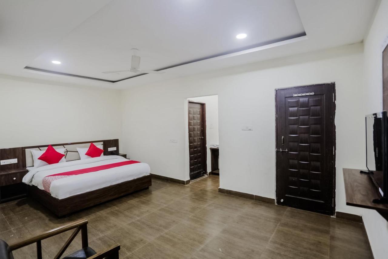 Oyo 63134 Hotel Red Queen Raigarh Exterior photo